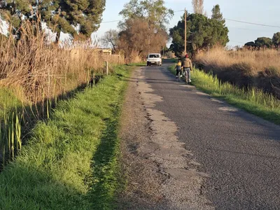 photo quartier esparron aigues mortes collectif riverains